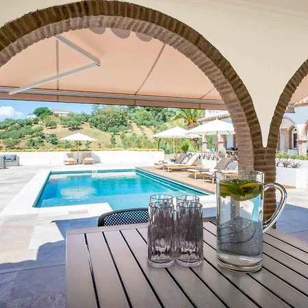 Loua Apartment Periana